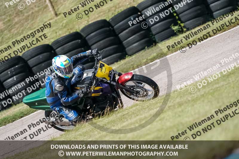 enduro digital images;event digital images;eventdigitalimages;lydden hill;lydden no limits trackday;lydden photographs;lydden trackday photographs;no limits trackdays;peter wileman photography;racing digital images;trackday digital images;trackday photos